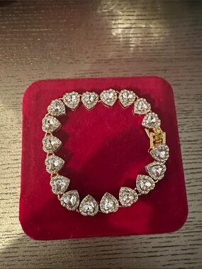 Heart bracelet